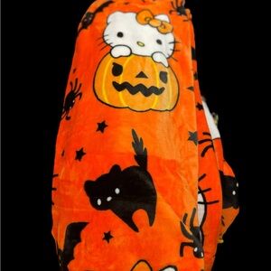 Hello kitty Halloween blanket NWT